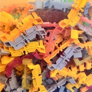 Colorful Building Racetrack/Construction Set for Kids